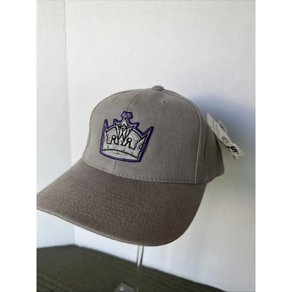 Los Angeles Kings NHL Sports Specialties Vintage Strapback Cap Hat - NWT